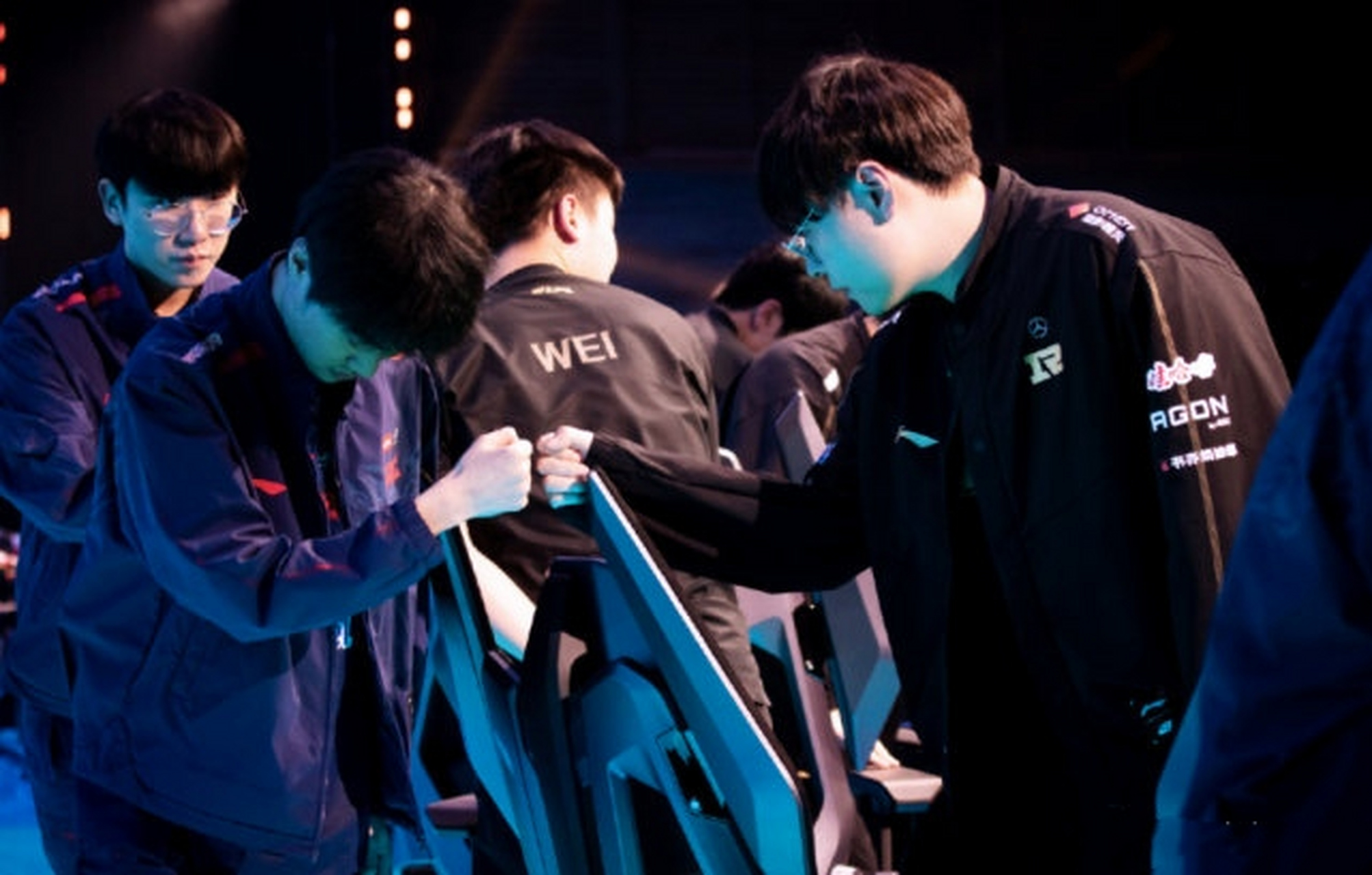 uzi暴毙集锦 uzi暴毙集锦